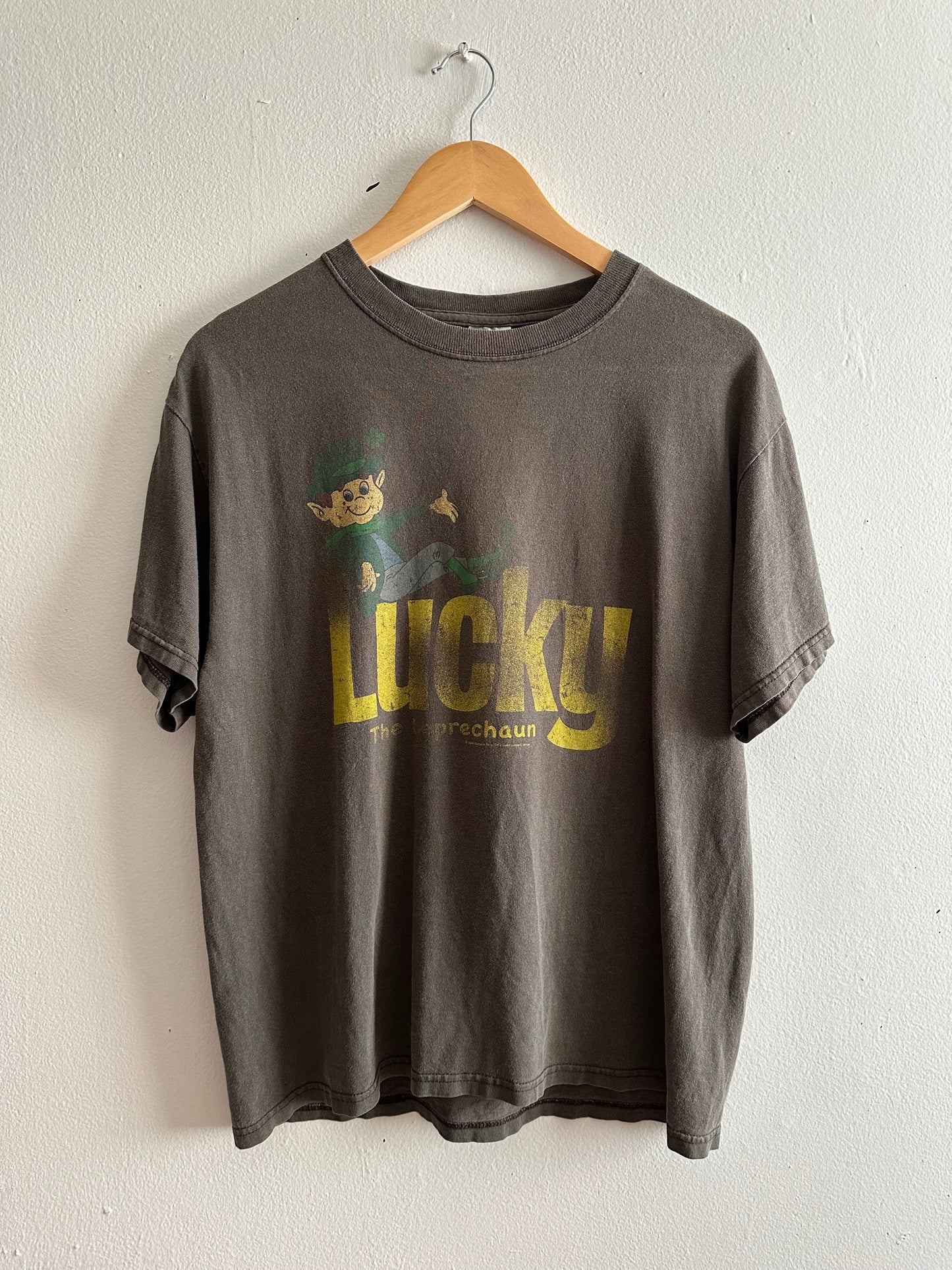 vintage lucky charms tee/ M